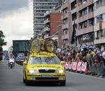 The riders of the Tour de France 2007 are about to approach.