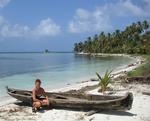 Cherie and a "ulu", the Kuna word for canoe.