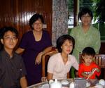 Zuntin and Phu Phu's family.