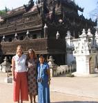 Jean, Cherie and Aunt Lynda explore the pagodas around Mandalay.
