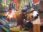 The local market in Pyay.