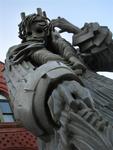 Looking up at the "King Lear" statue in Key West.